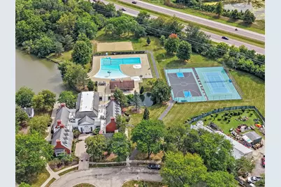 1961 Governors Lane, Hoffman Estates, IL 60169 - Photo 29
