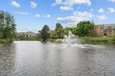 12 The Court Of Lagoon View, Northbrook, IL 60062 - Photo 21