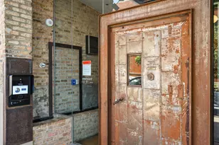 2545 S Dearborn St, Chicago, IL 60616 - Photo 3