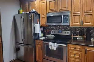 425 Walnut Creek Ln, Lisle, IL 60532 - Photo 7
