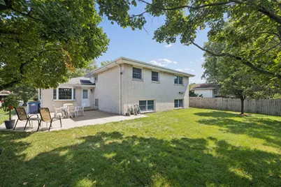 7802 Sawyer Road, Darien, IL 60561 - Photo 25