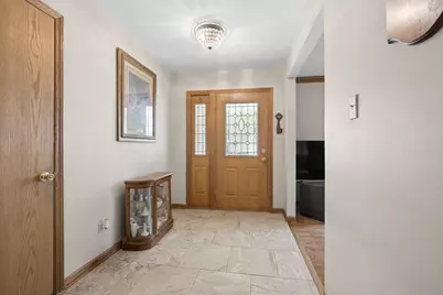 7802 Sawyer Road, Darien, IL 60561 - Photo 3