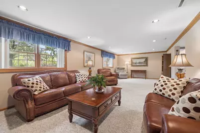 7802 Sawyer Road, Darien, IL 60561 - Photo 17