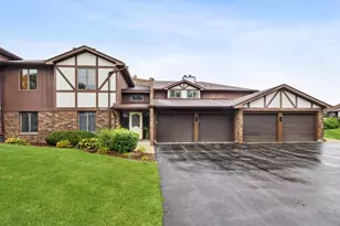 9744 Mill Dr, Palos Park, IL 60464 - Photo 1