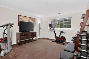 754 Hanbury Dr, Des Plaines, IL 60016 - Photo 17