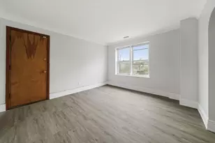 2556 S Albany Ave, Chicago, IL 60623 - Photo 17