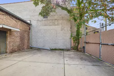 2832 N Milwaukee Avenue, Chicago, IL 60618 - Photo 19