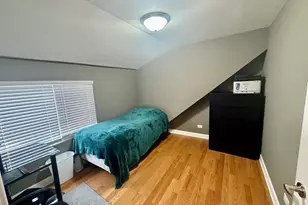 3337 N Orange Ave, Chicago, IL 60634 - Photo 9