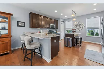 [Address not provided], South Elgin, IL 60177 - Photo 3