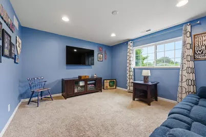 [Address not provided], South Elgin, IL 60177 - Photo 25