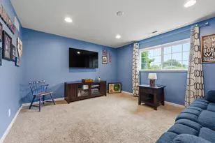 [Address not provided], South Elgin, IL 60177 - Photo 25