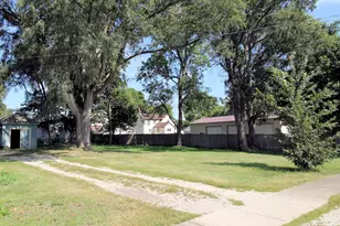 320 E Railroad, Leland, IL 60531 - Photo 31
