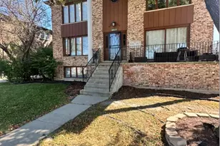 4627 Eberly Ave, Brookfield, IL 60513 - Photo 1