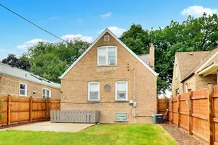 11449 S Fairfield Ave, Chicago, IL 60655 - Photo 41