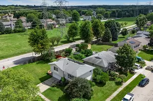 401 Longford Dr, Elgin, IL 60120 - Photo 41