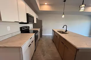 3310 Stoneway Ct, Champaign, IL 61822 - Photo 7