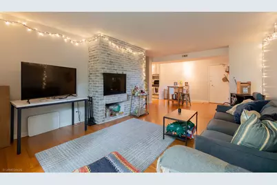 2201 N Cleveland Avenue #203, Chicago, IL 60614 - Photo 3