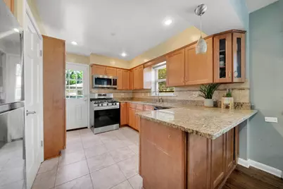 10536 S Kostner Avenue, Oak Lawn, IL 60453 - Photo 7