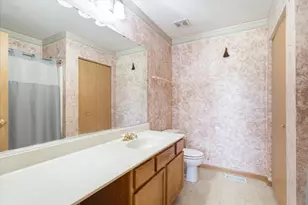 1904 Ione Ln, Aurora, IL 60503 - Photo 17