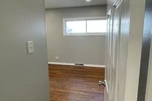 17210 Hawthorne Dr, East Hazel Crest, IL 60429 - Photo 27