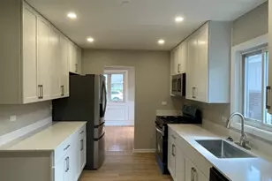 17210 Hawthorne Dr, East Hazel Crest, IL 60429 - Photo 13