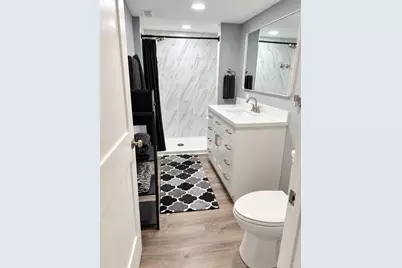 961 S Kent Avenue, Elmhurst, IL 60126 - Photo 7