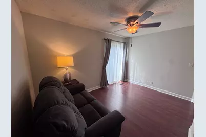 1059 Courtland Drive, Buffalo Grove, IL 60089 - Photo 11