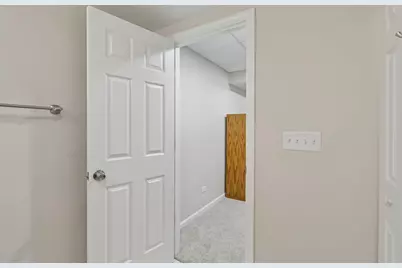 1504 Greenlake Drive, Aurora, IL 60502 - Photo 57