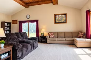 815 N 7th St, Carbon Hill, IL 60416 - Photo 5