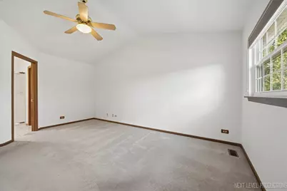 923 Ridge Trail, Carol Stream, IL 60188 - Photo 11