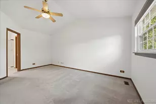 923 Ridge Trail, Carol Stream, IL 60188 - Photo 11
