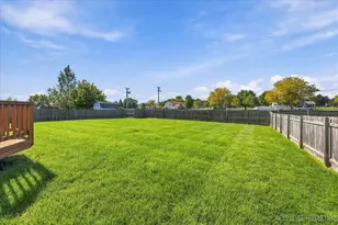 923 Ridge Trail, Carol Stream, IL 60188 - Photo 19