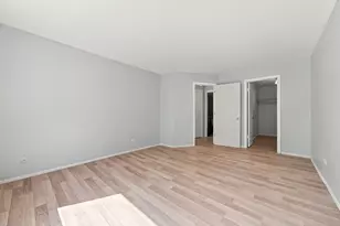 215 S Hale St, Addison, IL 60101 - Photo 17