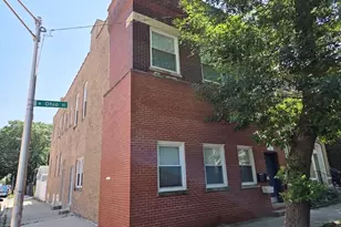 2333 W Ohio St, Chicago, IL 60612 - Photo 1