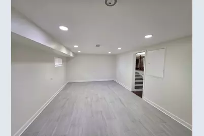 9104 Oleander Avenue, Morton Grove, IL 60053 - Photo 21