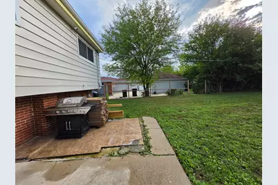 9104 Oleander Avenue, Morton Grove, IL 60053 - Photo 31