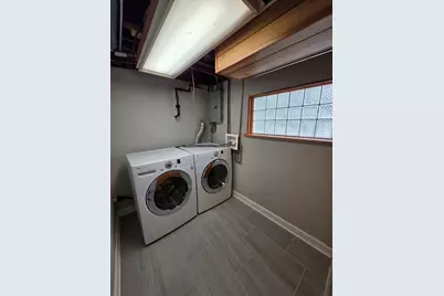 9104 Oleander Avenue, Morton Grove, IL 60053 - Photo 25