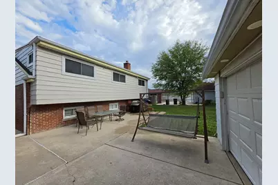 9104 Oleander Avenue, Morton Grove, IL 60053 - Photo 29