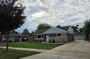 9104 Oleander Ave, Morton Grove, IL 60053 - Photo 1