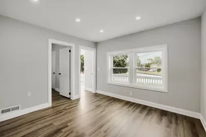 12540 S Wood Street, Calumet Park, IL 60827 - Photo 5