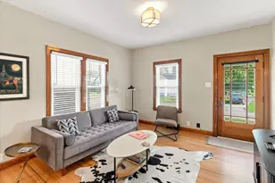 516 Main St, Dalzell, IL 61320 - Photo 9