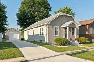 516 Main St, Dalzell, IL 61320 - Photo 17