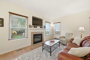 1836 Candlelight Cir, Montgomery, IL 60538 - Photo 7