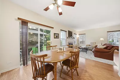 1836 Candlelight Circle #1836, Montgomery, IL 60538 - Photo 5