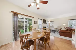 1836 Candlelight Cir, Montgomery, IL 60538 - Photo 5