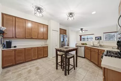 1836 Candlelight Circle #1836, Montgomery, IL 60538 - Photo 3