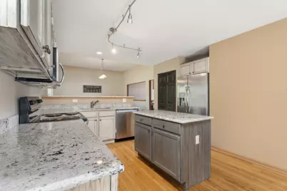 16427 S Canterbury Way, Lockport, IL 60441 - Photo 5