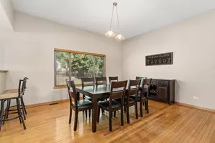 16427 S Canterbury Way, Lockport, IL 60441 - Photo 7