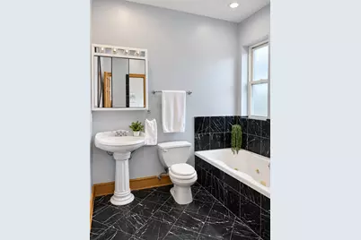 4825 S Prairie Avenue #4, Chicago, IL 60615 - Photo 17