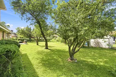 2700 Sarah Street, Franklin Park, IL 60131 - Photo 23